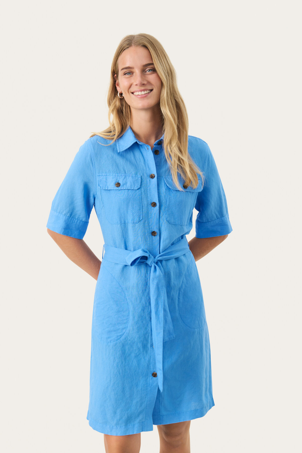 Robe en lin et viscose mélangée