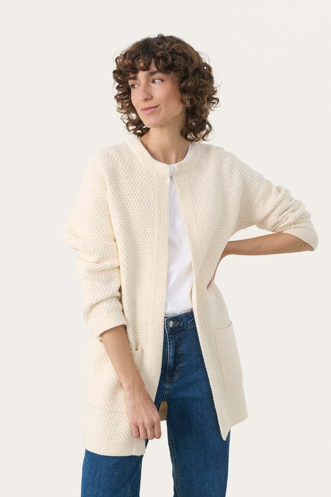 Cardigan ouvert en grosse maille blanc Part Two pour femme porté vue de face