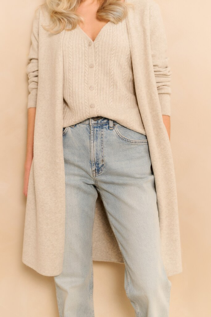 Long cardigan chiné avec gilet intégré gris YAYA pour femme porté vue zoomée de face