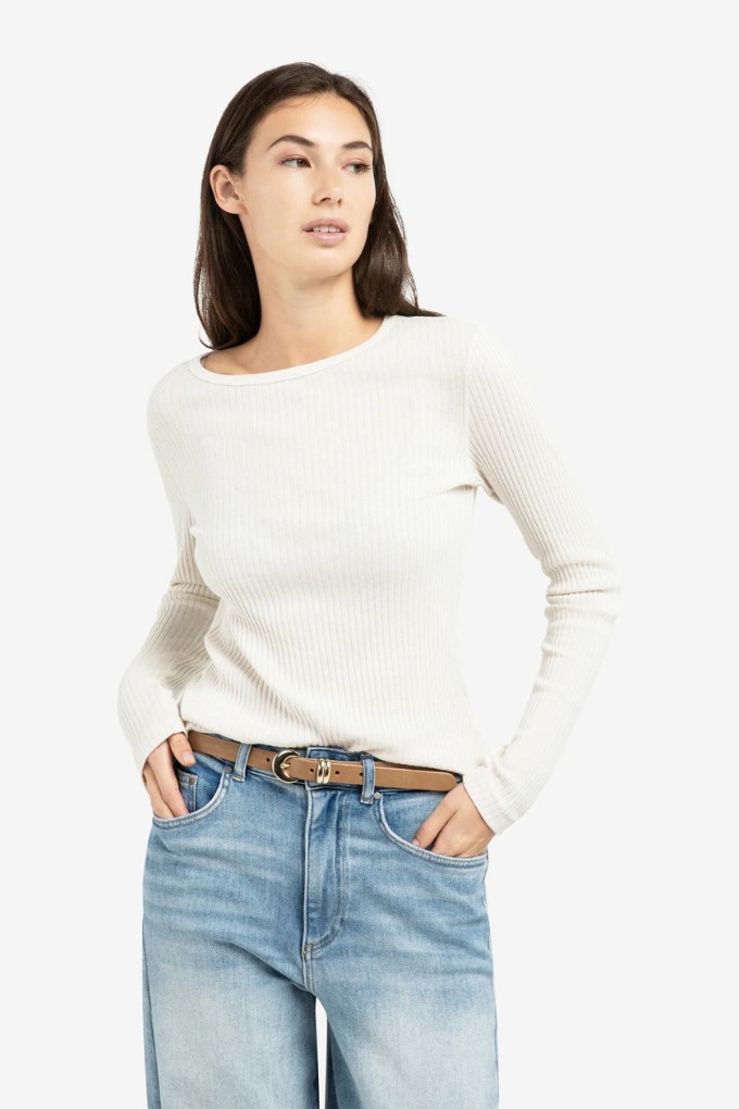 T-shirt côtelé à manches longues blanc YAYA pour femme porté vue de face