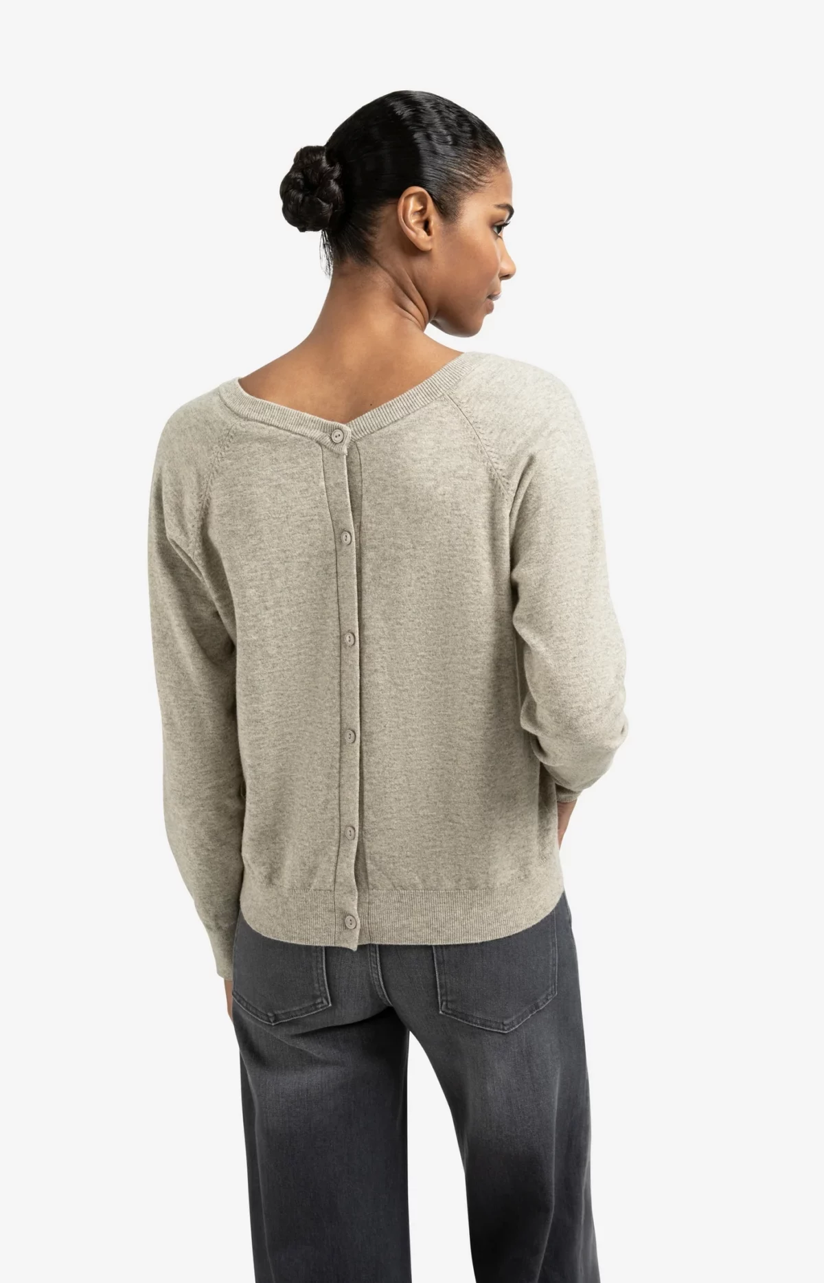 Pull à col V en coton – Image 3