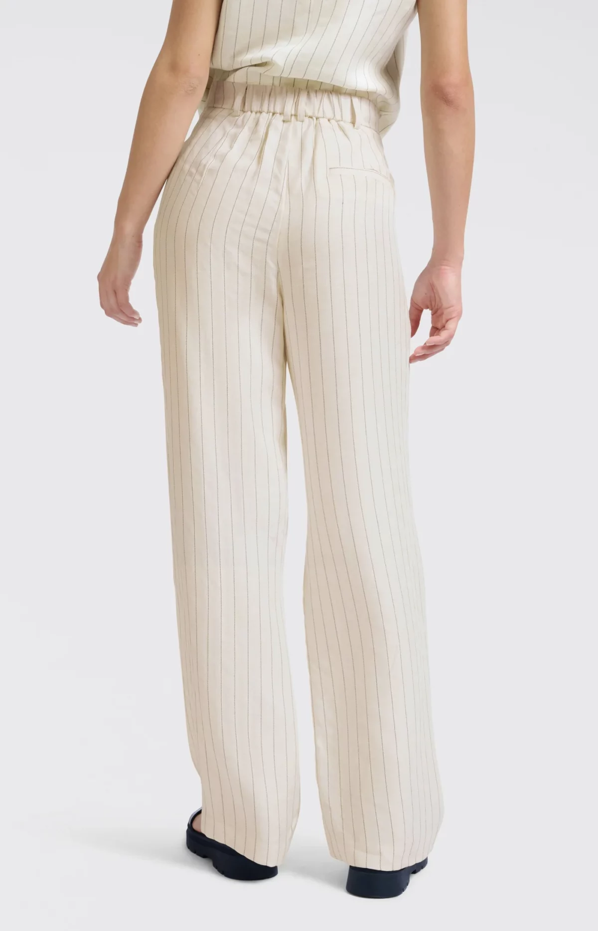 Pantalon à rayures coupe droite – Image 3