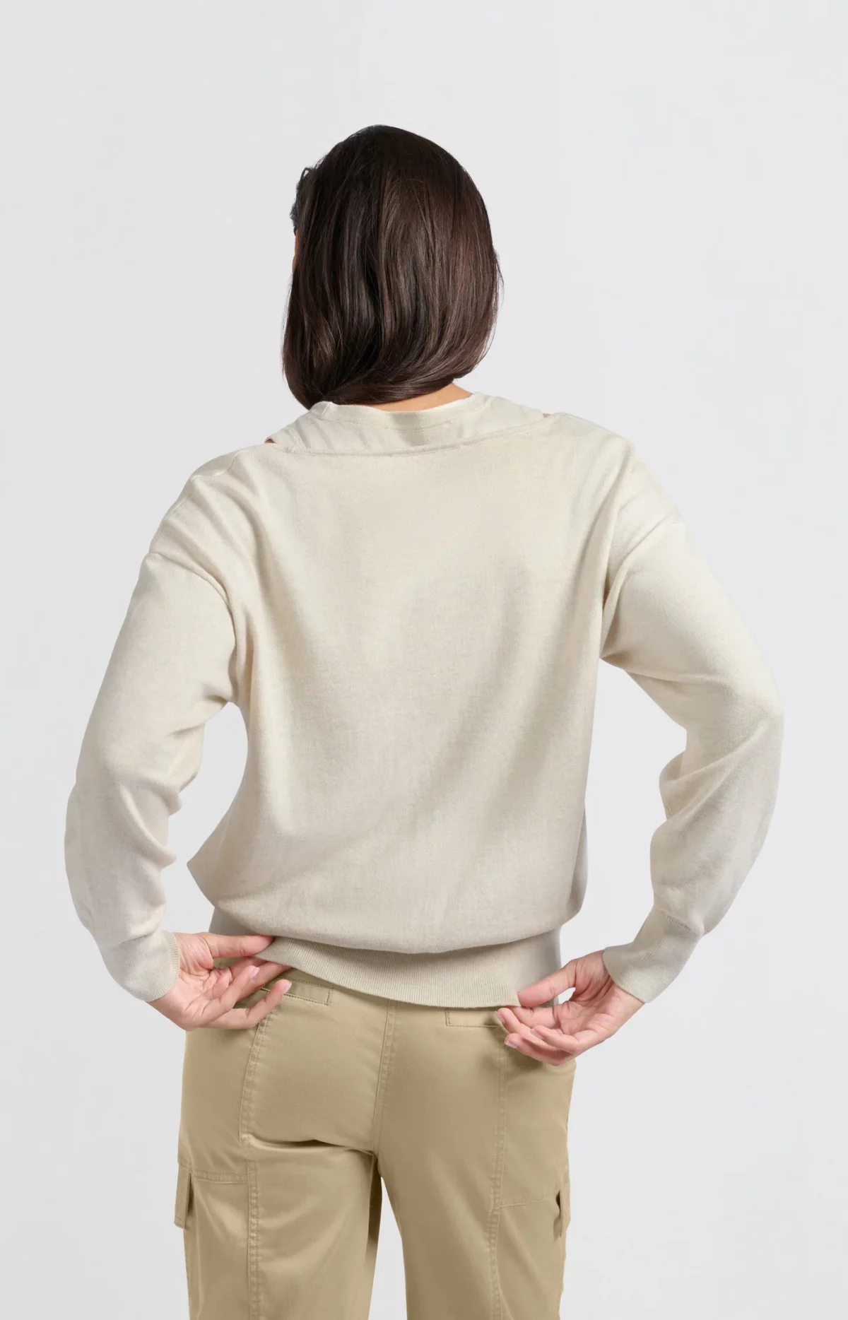 Pull avec col rond plongeant et débardeur assorti – Image 3