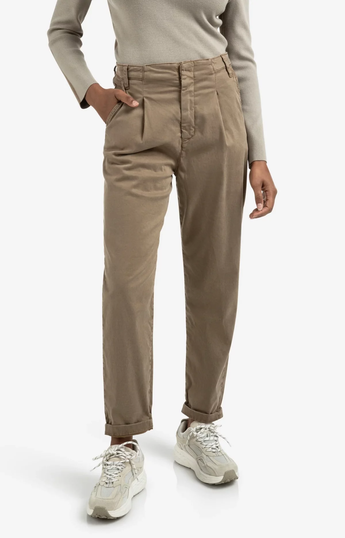 Pantalon chino en coton et lyocell – Image 11